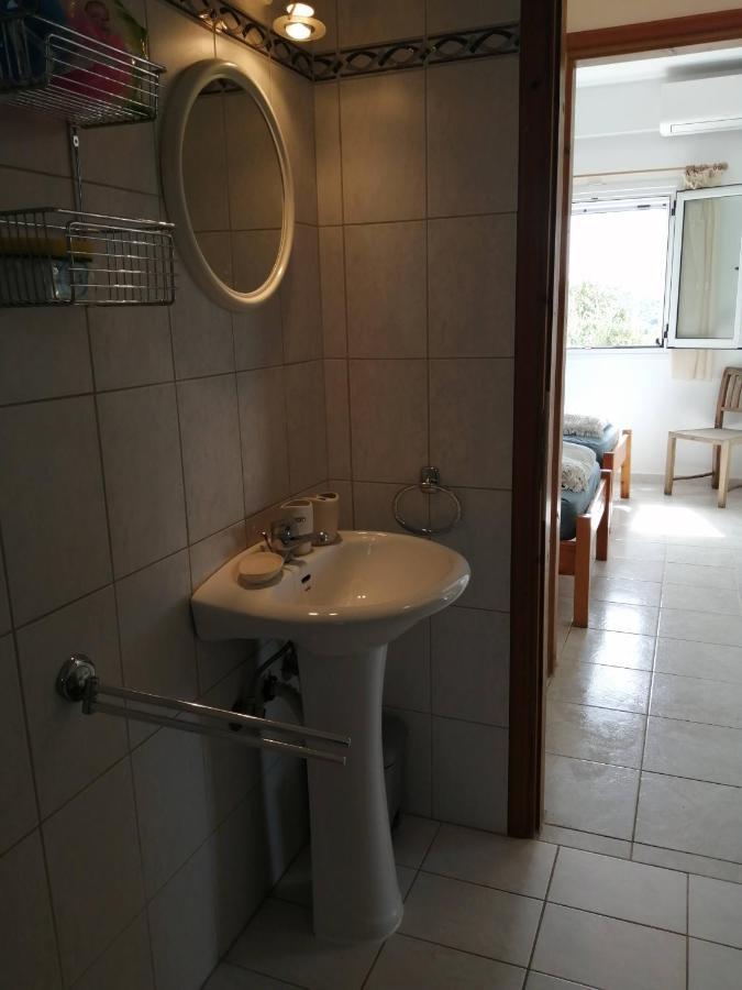 Appartement In Olive Groove House Peloponnesos Western Mani Kalianeika Bagian luar foto
